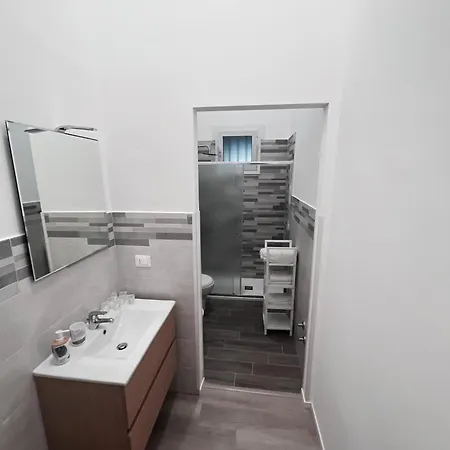 Prestige House 10 Apartment
