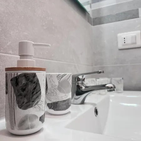 Prestige House 10 Apartment Scalea