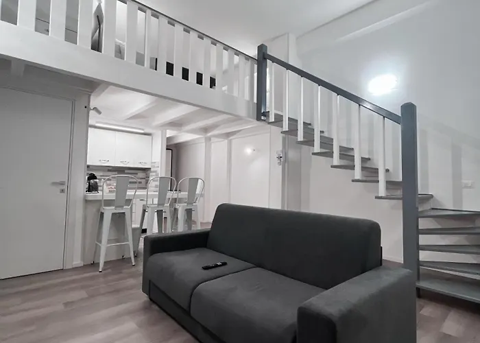 Prestige House 10 Lägenhet Scalea